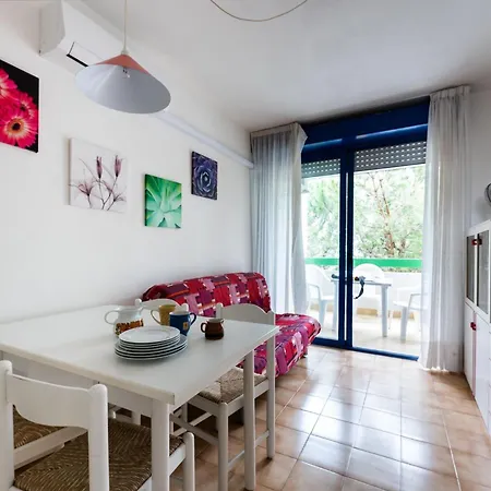 Flat With Stunning Terrace In * Bibione