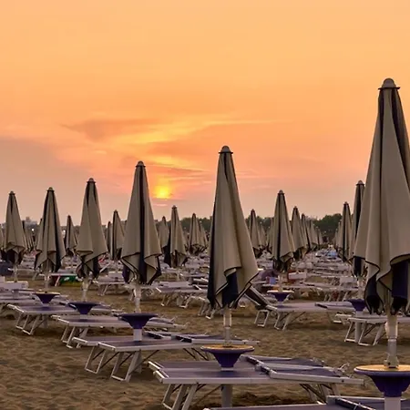Apartment Flat With Stunning Terrace In Bibione